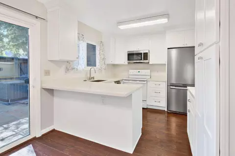 Kitchen - 2146 Bella Casa St, Davis, CA 95616 photo 1 of 3