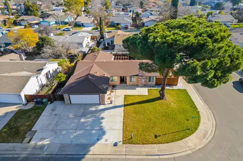 930 Amaretto Dr, Tracy, CA 95376 photo 3