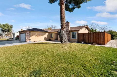930 Amaretto Dr, Tracy, CA 95376 photo 4