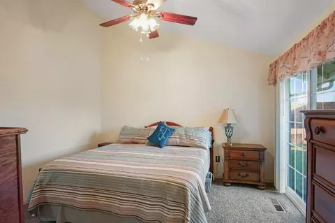 300 N Emerald Ave, Modesto, CA 95351 photo 18