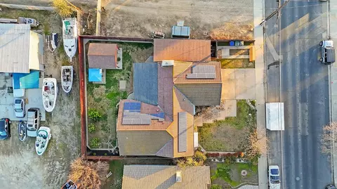 300 N Emerald Ave, Modesto, CA 95351 photo 25