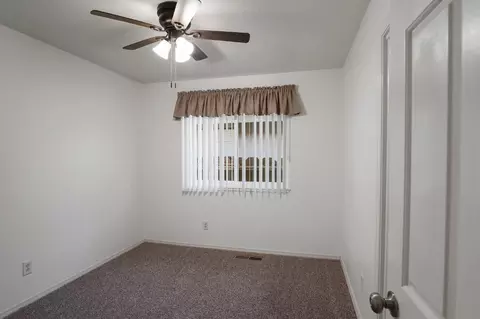 300 N Emerald Ave, Modesto, CA 95351 photo 14