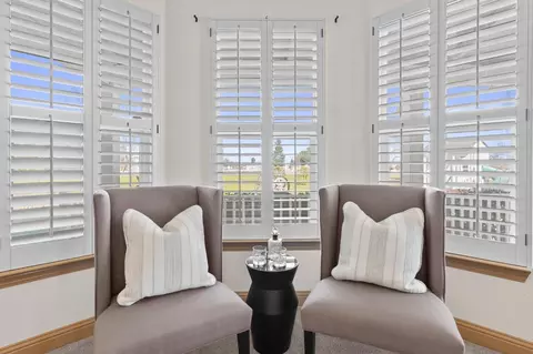 Living - 14682 E Live Oak Rd, Lodi, CA 95240 photo 3 of 4