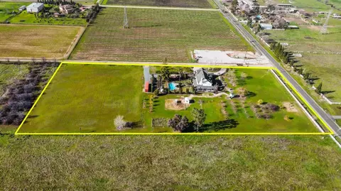 View/Area - 14682 E Live Oak Rd, Lodi, CA 95240 photo 4 of 6