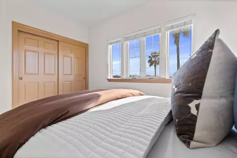 Bedroom - 14682 E Live Oak Rd, Lodi, CA 95240 photo 10 of 10