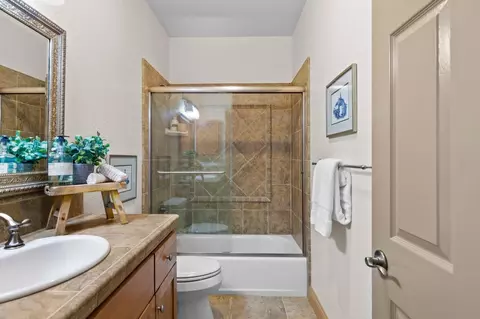 Bath - 14682 E Live Oak Rd, Lodi, CA 95240 photo 1 of 9