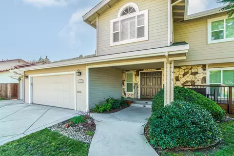 Exterior - 1100 Mcclaren Dr, Carmichael, CA 95608 photo 2 of 13