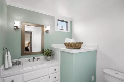 Bath - 1100 Mcclaren Dr, Carmichael, CA 95608 photo 5 of 12