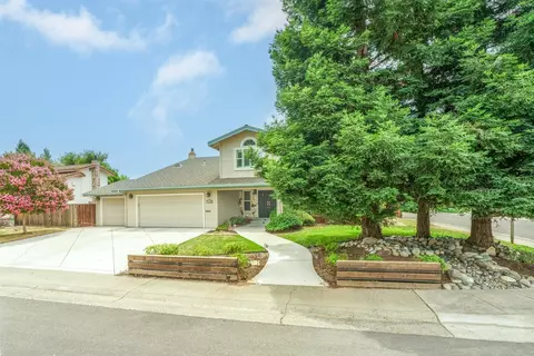 Exterior - 1100 Mcclaren Dr, Carmichael, CA 95608 photo 13 of 13