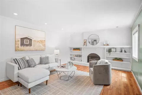 Living - 1100 Mcclaren Dr, Carmichael, CA 95608 photo 6 of 6