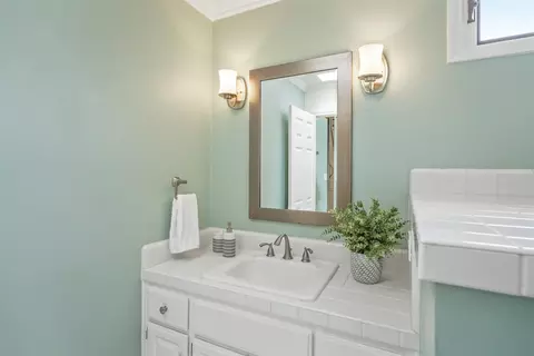 Bath - 1100 Mcclaren Dr, Carmichael, CA 95608 photo 6 of 12