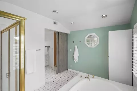 Bath - 1100 Mcclaren Dr, Carmichael, CA 95608 photo 10 of 12