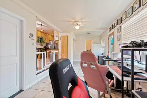 Entry Way - 6921 Hazel Ave, Orangevale, CA 95662 photo 3 of 3
