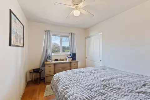 Bedroom - 6921 Hazel Ave, Orangevale, CA 95662 photo 1 of 4