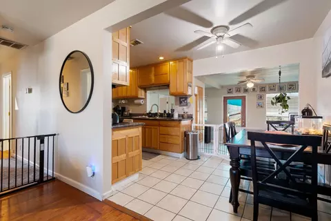 Entry Way - 6921 Hazel Ave, Orangevale, CA 95662 photo 1 of 3