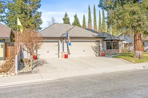 1870 Smith Dr, Turlock, CA 95382 photo 3