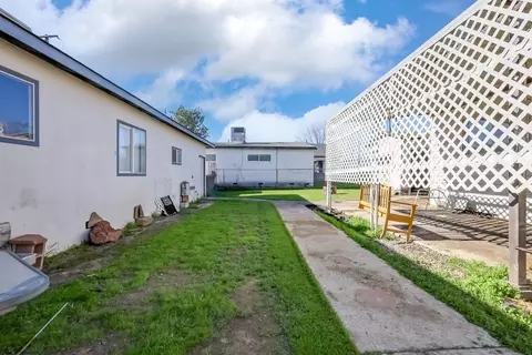 1739 10th Ave, Olivehurst, CA 95961 photo 23