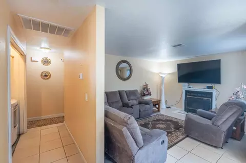 1525 Tudor Ct, Modesto, CA 95358 photo 11