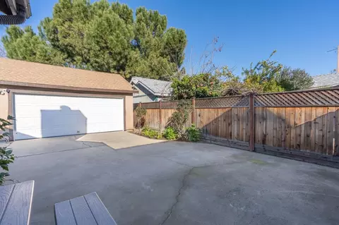 1525 Tudor Ct, Modesto, CA 95358 photo 28