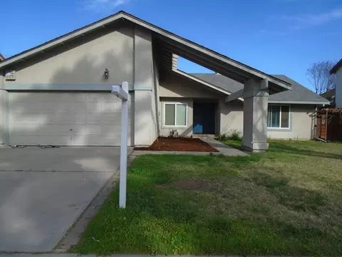 528 Cormorant Dr, Modesto, CA 95354 photo 1