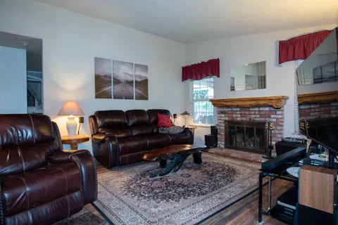Living - 1450 Cypress Dr, Tracy, CA 95376 photo 1 of 2