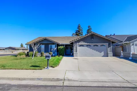 8238 Kapor Way, Hilmar, CA 95324