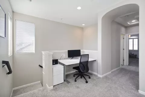 Entry Way - 1194 Scheidegger Cir, Folsom, CA 95630 photo 5 of 7