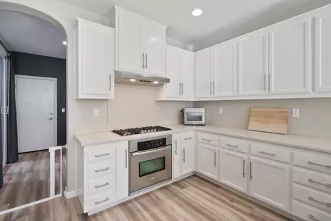 Kitchen - 1194 Scheidegger Cir, Folsom, CA 95630 photo 4 of 7