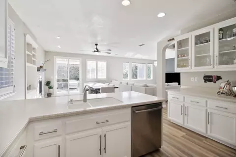 Kitchen - 1194 Scheidegger Cir, Folsom, CA 95630 photo 7 of 7