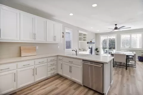 Kitchen - 1194 Scheidegger Cir, Folsom, CA 95630 photo 5 of 7