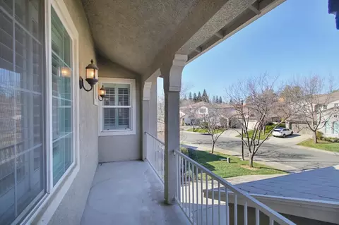 Exterior - 1194 Scheidegger Cir, Folsom, CA 95630 photo 12 of 14