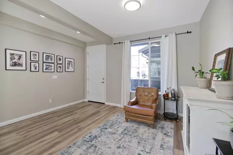 Entry Way - 1194 Scheidegger Cir, Folsom, CA 95630 photo 1 of 7