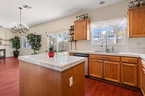 4107 Heirloom Ln, Tracy, CA 95377 photo 17