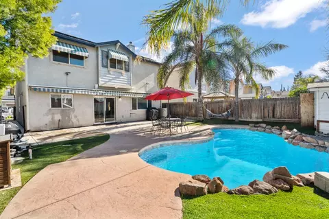4107 Heirloom Ln, Tracy, CA 95377 photo 1