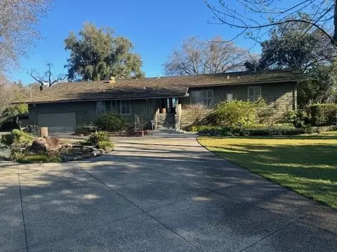 1 Atherton Is, Stockton, CA 95204