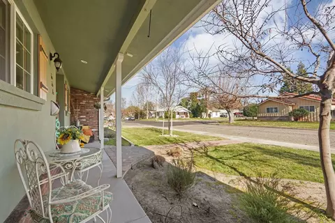 409 S Elm Ave, Ripon, CA 95366 photo 7