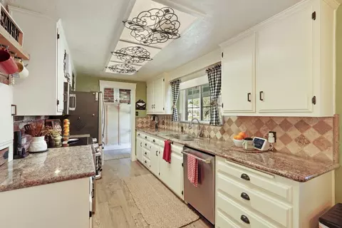 409 S Elm Ave, Ripon, CA 95366 photo 16