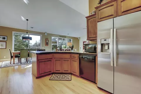 Kitchen - 11745 Rainbow Rd, Grass Valley, CA 95949 photo 6 of 9