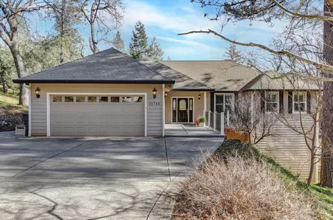 Exterior - 11745 Rainbow Rd, Grass Valley, CA 95949 photo 2 of 20
