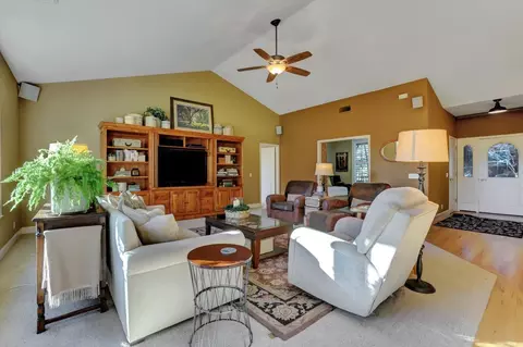 Living - 11745 Rainbow Rd, Grass Valley, CA 95949 photo 4 of 4
