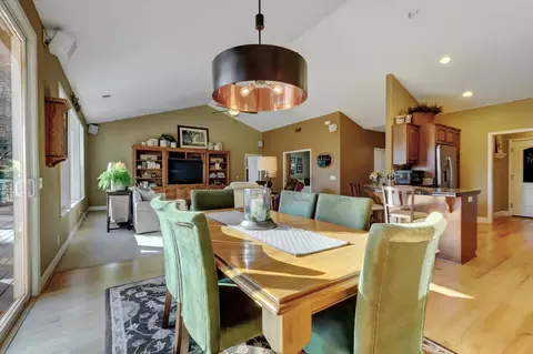 Dining - 11745 Rainbow Rd, Grass Valley, CA 95949 photo 2 of 4