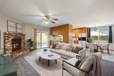 1389 Snyder St, Manteca, CA 95336 photo 4