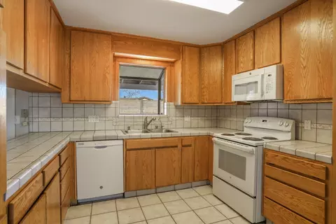 1389 Snyder St, Manteca, CA 95336 photo 12