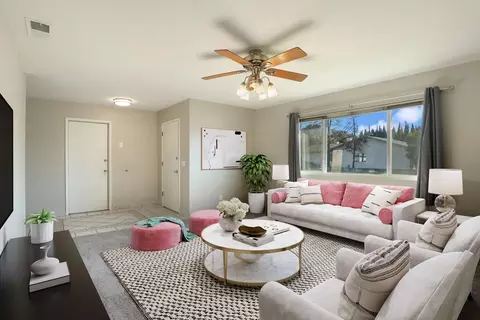 1389 Snyder St, Manteca, CA 95336 photo 3