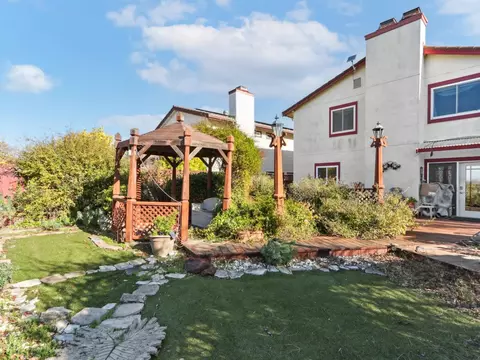 Exterior - 124 Walnut Ct, Hercules, CA 94547 photo 8 of 13