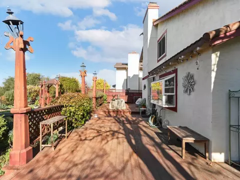 Exterior - 124 Walnut Ct, Hercules, CA 94547 photo 2 of 13