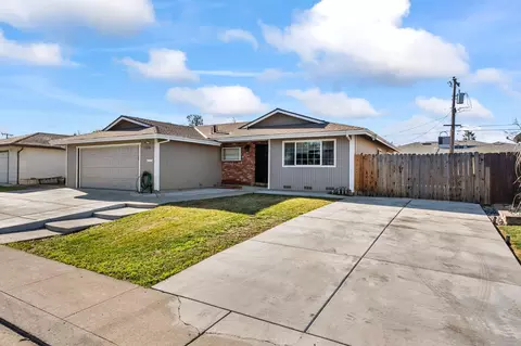 Exterior - 1355 Audrey Dr, Tracy, CA 95376 photo 3 of 8