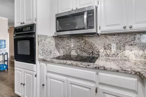 Kitchen - 1355 Audrey Dr, Tracy, CA 95376 photo 3 of 3