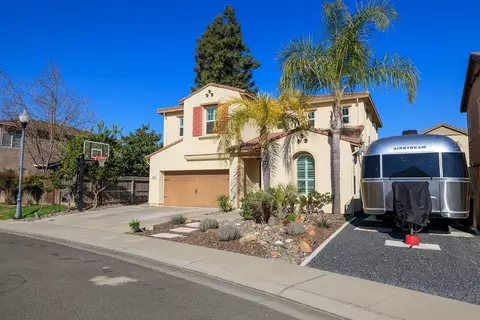 3705 Aristides Dr, Modesto, CA 95355 photo 2