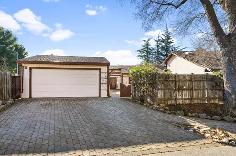 2304 Westernesse Rd, Davis, CA 95616 photo 1